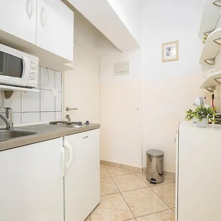 Studio 946f *